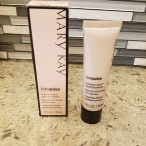 Mary Kay timewise matte-wear liquid foundation
